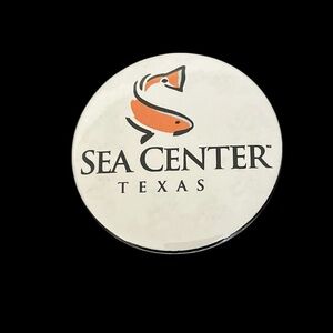 VTG Sea Center Texas Round Pinback Metal Button Lake Jackson Aquarium